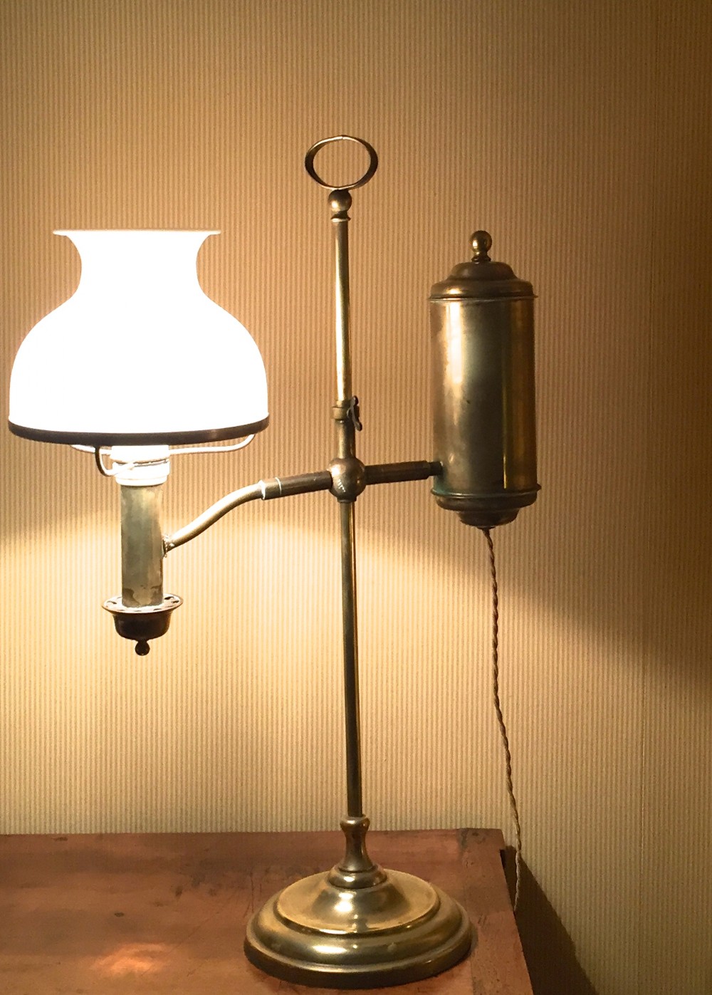 Antique Student Lamp Bronze And Opaline 327089