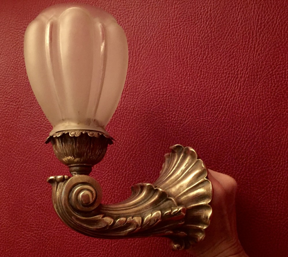 wonderful 1900 wall light bronze and pate de verre